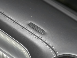 2023GLC 260 L 4MATIC Ӹ 5 п؅^