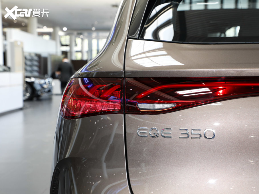 2023YEQE SUV 350 4MATIC A