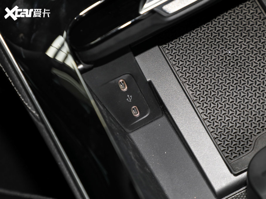 2023YEQE SUV 350 4MATIC A