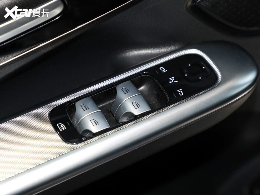 2023YEQE SUV 350 4MATIC A