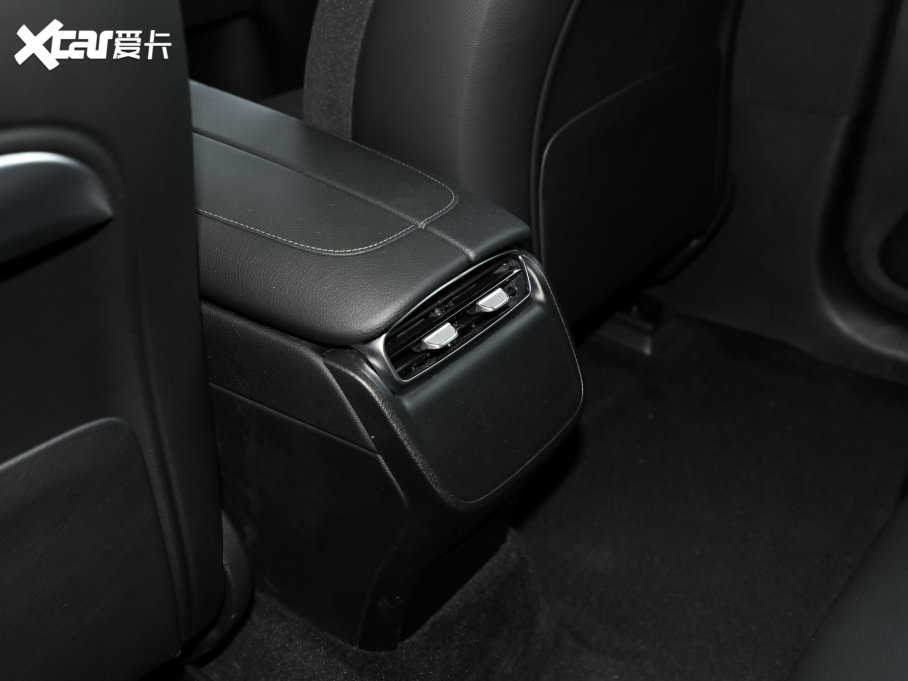 2023YEQE SUV 350 4MATIC A