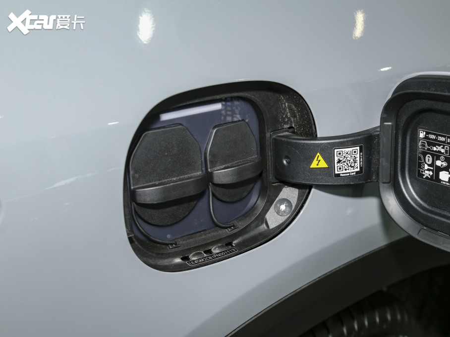 2023YEQE SUV 500 4MATIC ؄e