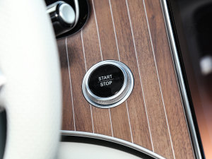 2023350 4MATIC h п؅^