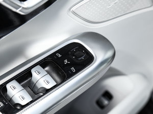 2023350 4MATIC h п؅^