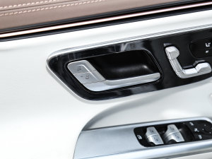 2023350 4MATIC h п؅^