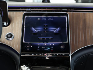 2023350 4MATIC A {(dio){(dio)(ji)