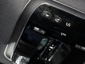 2023350 4MATIC A п؅^(q)