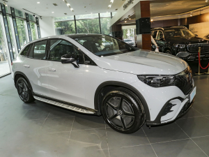 2023款500 4MATIC 特别版 正侧（右）