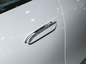 2023500 4MATIC ؄e {T(mn)