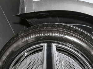 2023500 4MATIC ؄e ݆̥Ʒ