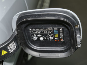 2023500 4MATIC ؄e ^