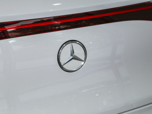 2023500 4MATIC ؄e ^