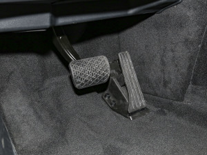 2023500 4MATIC ؄e п؅^