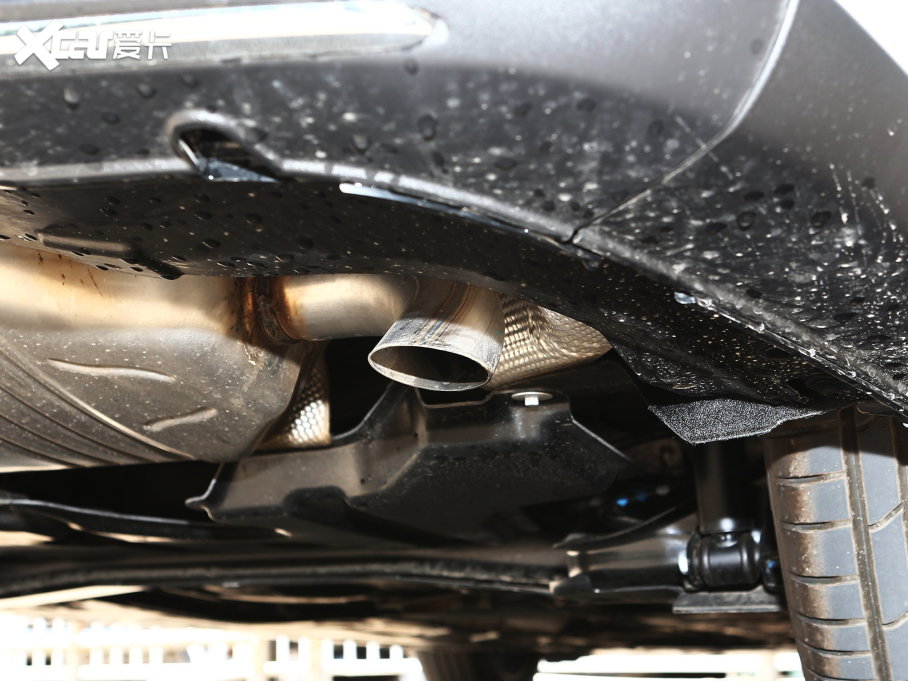 2023YA A 200 L Ӹ