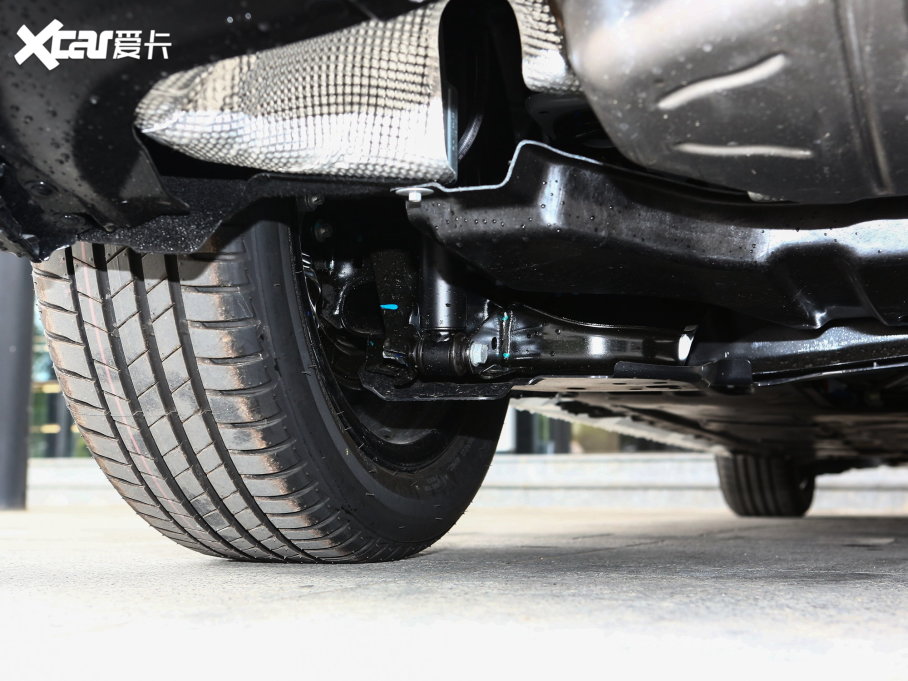 2023YA A 200 L Ӹ