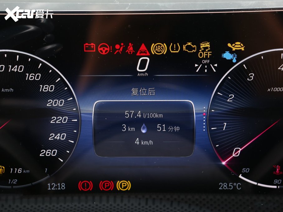 2023YA A 200 L Ӹ