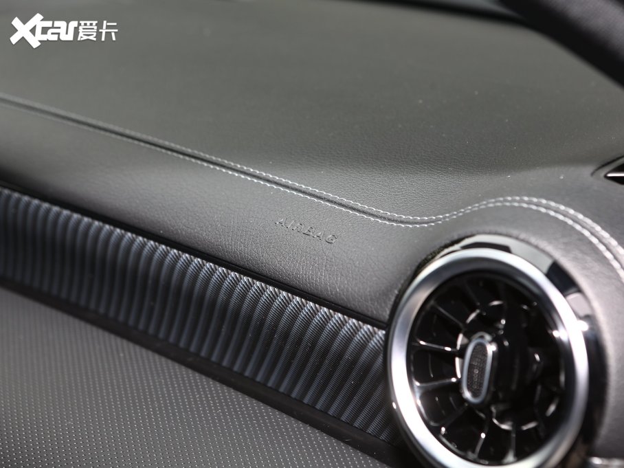 2023YA A 200 L Ӹ