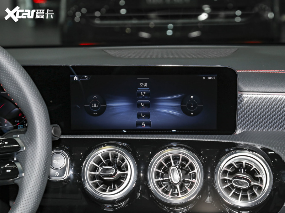 2023��YA�� A 200 L �r����