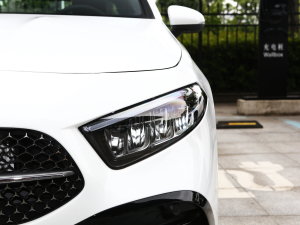 2023A 200 L Ӹ (ji)^