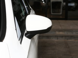 2023A 200 L Ӹ (ji)^