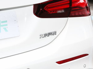2023A 200 L Ӹ (ji)^