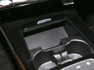 2023A(y) 200 L (dng) g