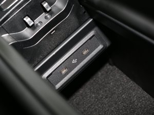 2023A(y) 200 L (dng) g