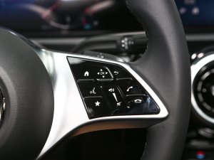 2023A 200 L Ӹ п؅^