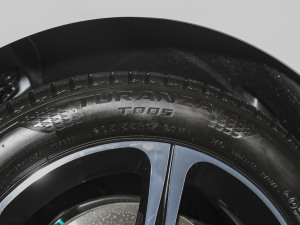 2023A(y) 200 L r (ji)^