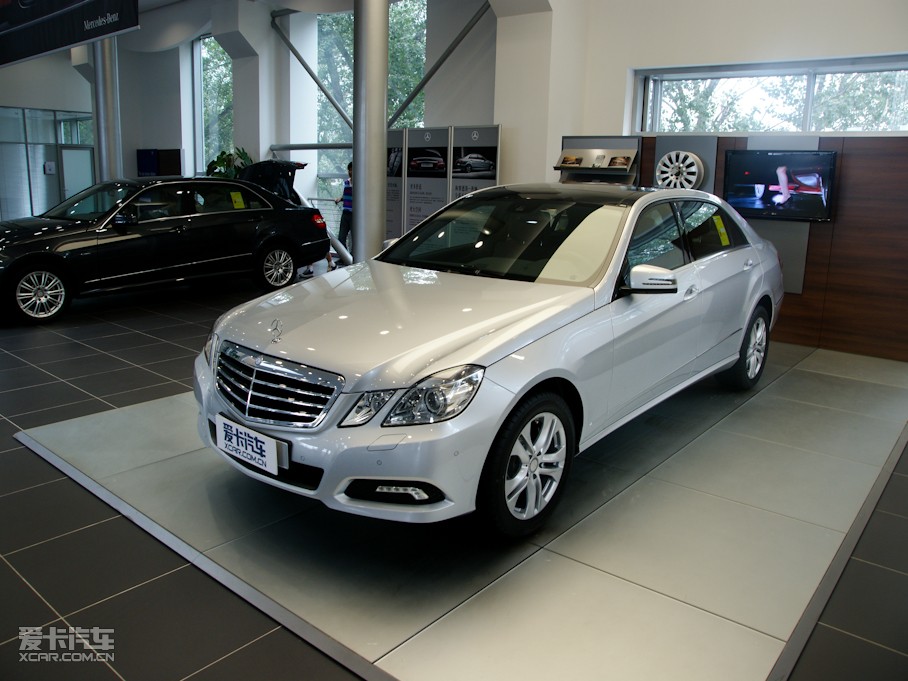 2010YE E 300L rа