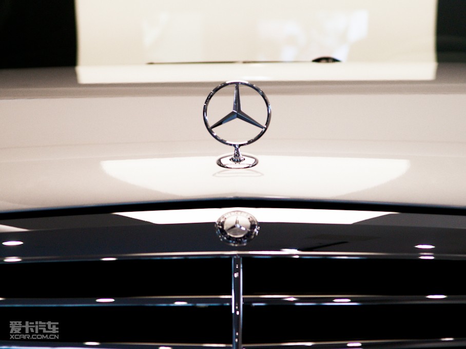 2010YE E 300L rа