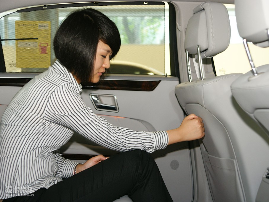 2010YE(j) E 300L r(sh)а