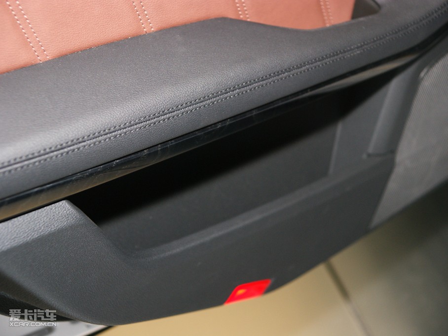 2010YE(j) E 300L r(sh)а