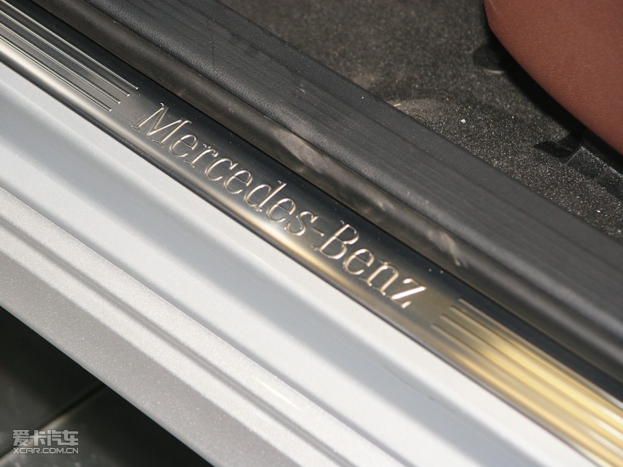 2010YE E 300L r(sh)а