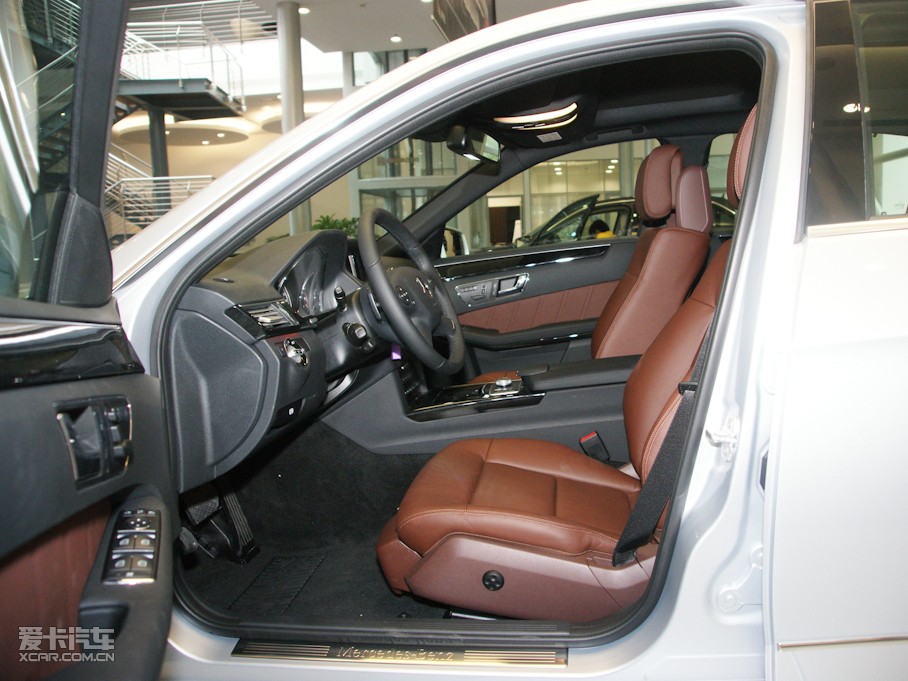 2010YE E 300L rа