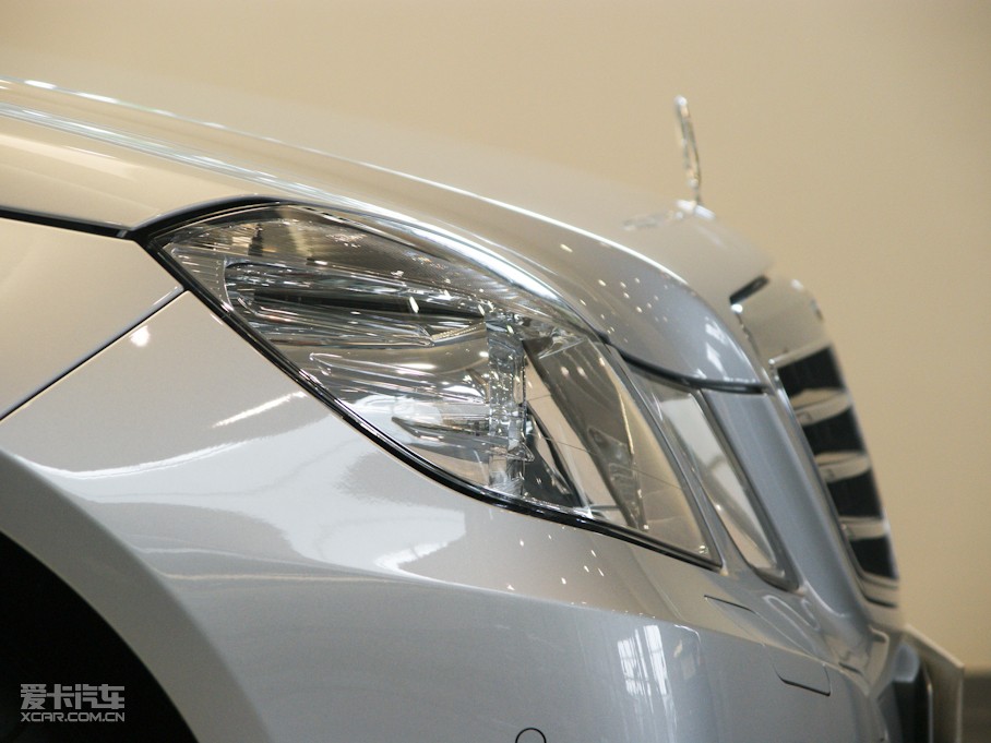 2010YE E 300L rа