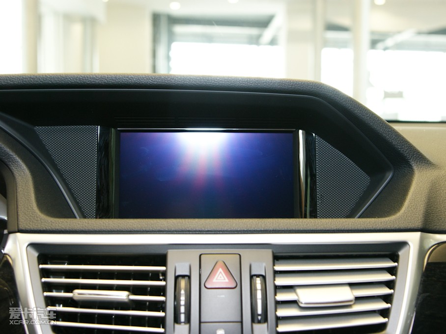 2010YE E 300L rа