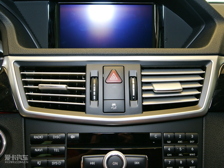 2010YE E 300L rа