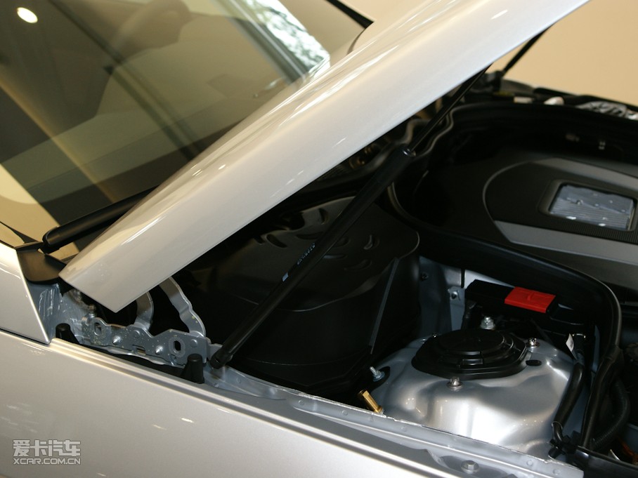 2010��YE�� E 300L �r�а�