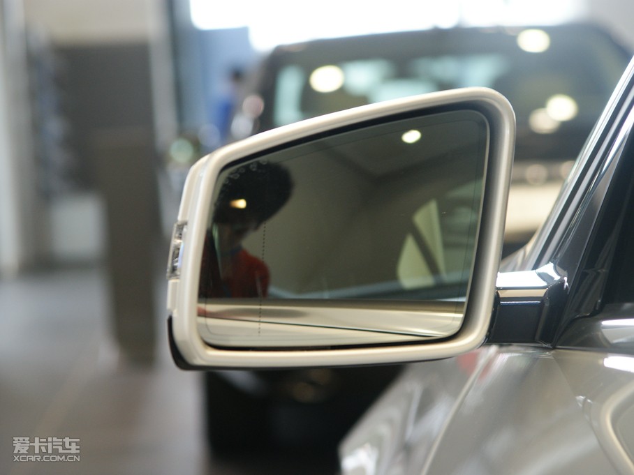 2010YE E 300L rа