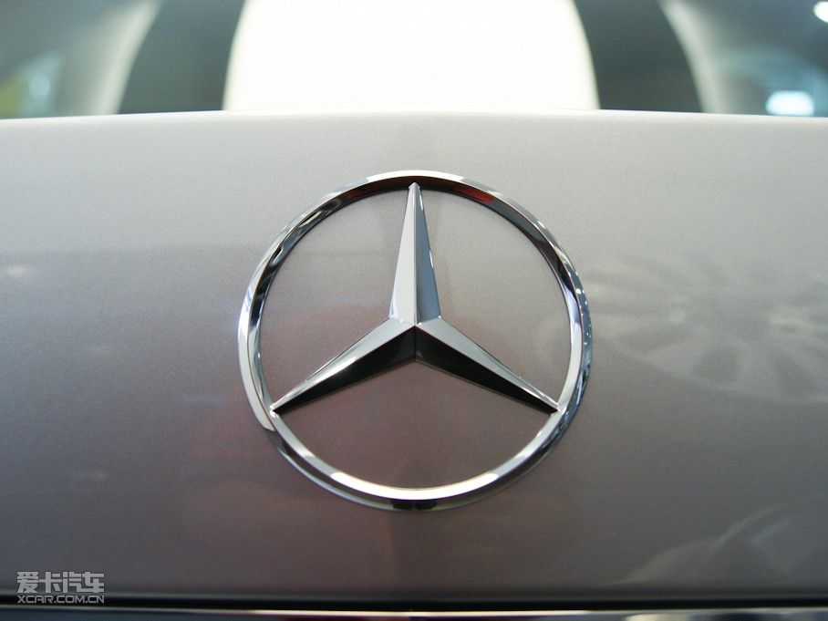 2010YE E 300L rа