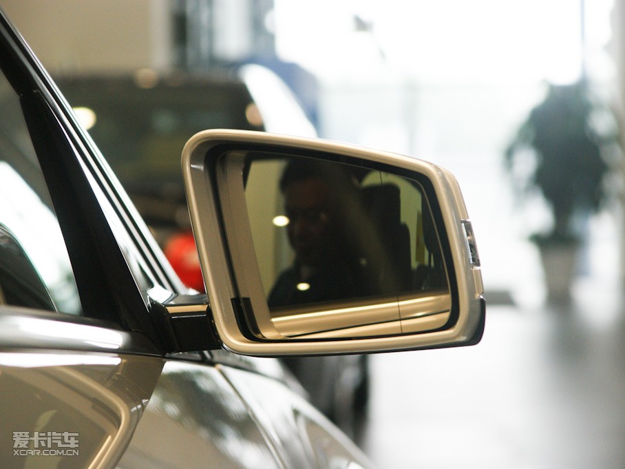 2010YE E 300L rа