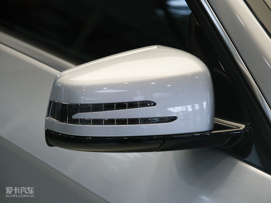 2010YE E 300L rа