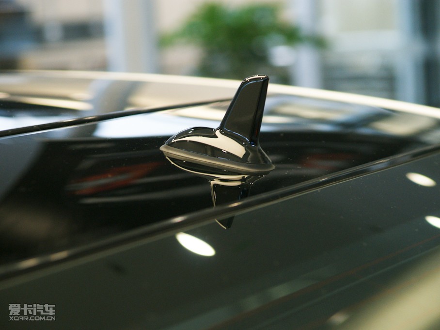 2010YE E 300L rа