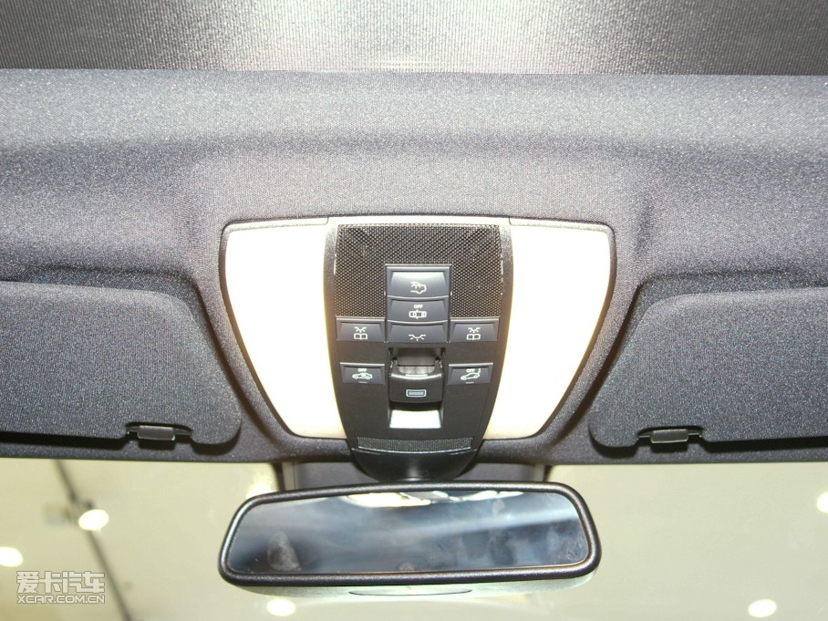 2010YE E 300L rа