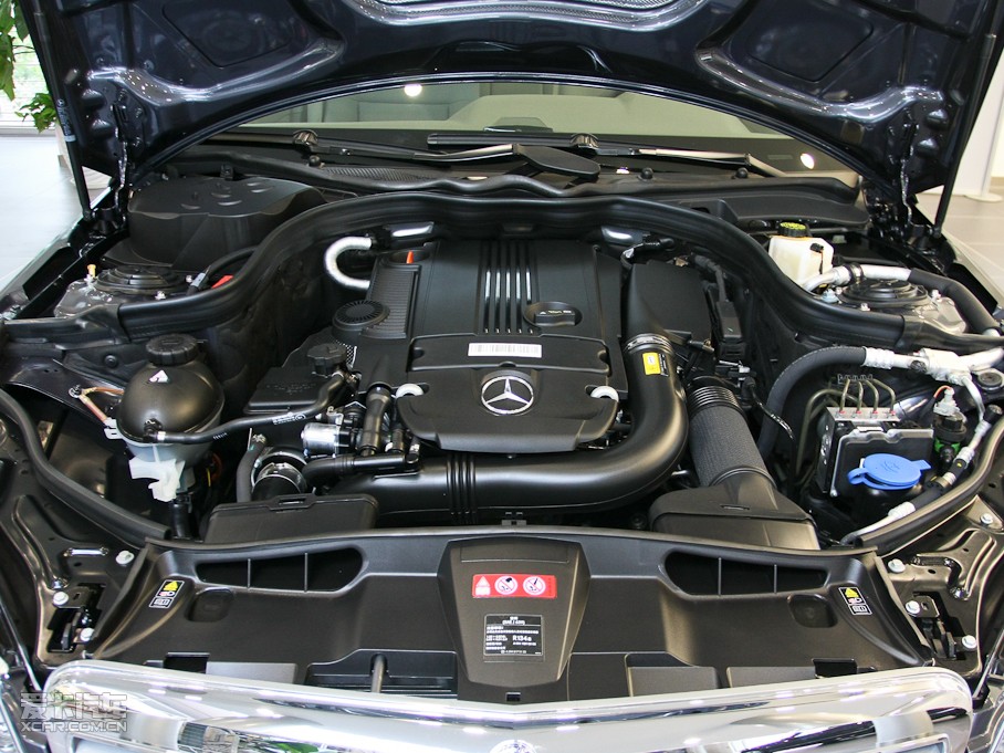 2010YE E 260L CGI(yu)Ű