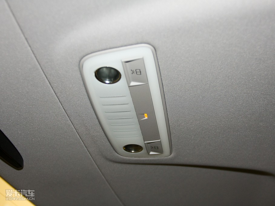 2010YE E 260L CGIŰ