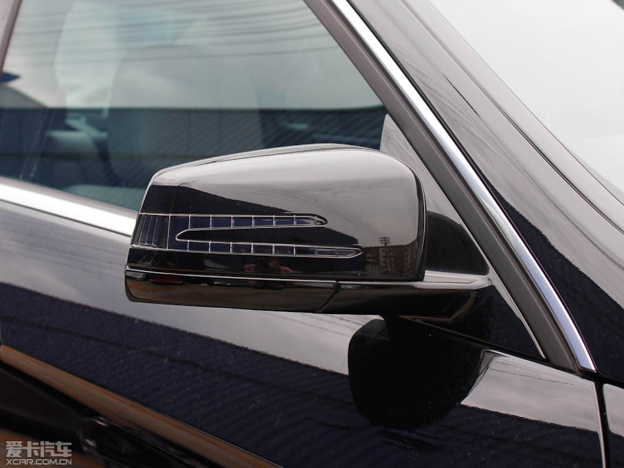 2010YE E 260L CGI(yu)Ű