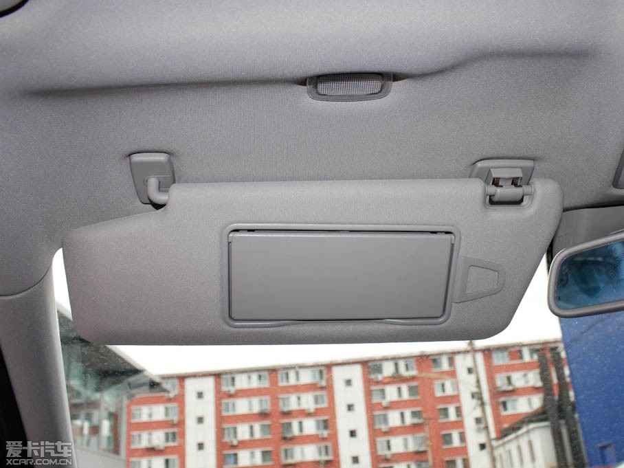 2010YE(j) E 260L CGI(yu)Ű