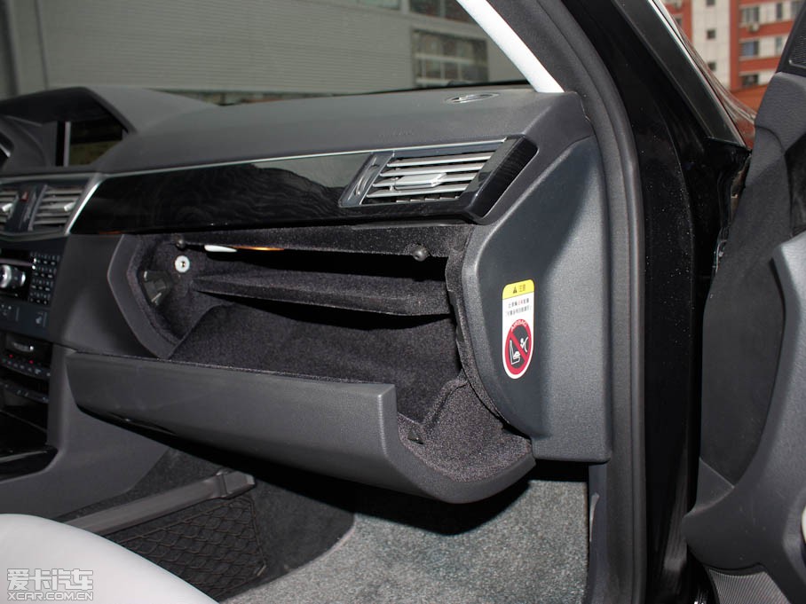 2010YE(j) E 260L CGI(yu)Ű